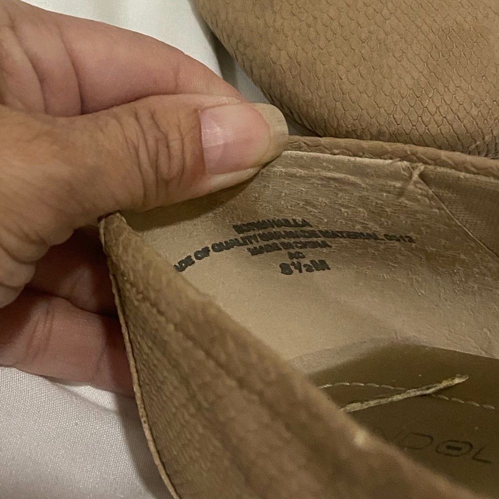 Bandolino women’s tan faux suede ballet flats size 8.5 - Picture 4 of 7